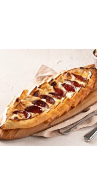 Kaşarlı Sucuklu Pide