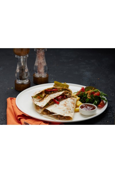 ETLİ QUESADİLLA