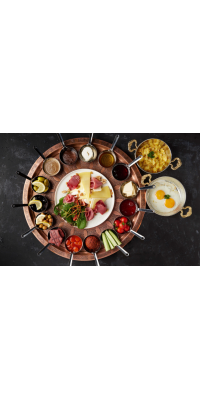 İKİ KİŞİLİK FOCACCİA SERPME KAHVALTI İKİ KİŞİLİK FOCACCİA SERPME KAHVALTI