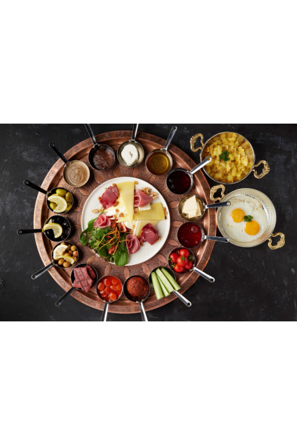 İKİ KİŞİLİK FOCACCİA SERPME KAHVALTI İKİ KİŞİLİK FOCACCİA SERPME KAHVALTI