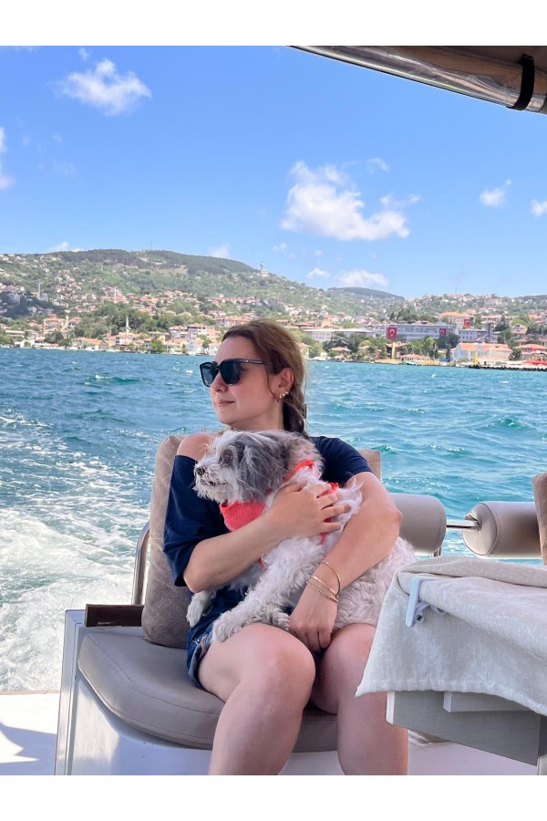 Tekne turu, yüzme turu Tekne turu, yüzme turu