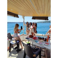 Tekne turu, yüzme turu Tekne turu, yüzme turu