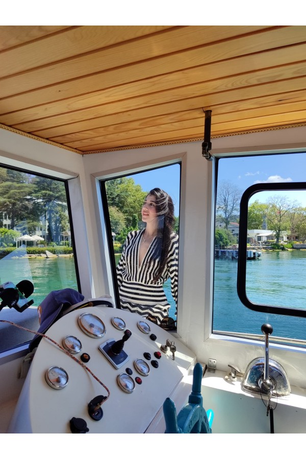 Tekne turu, yüzme turu Tekne turu, yüzme turu