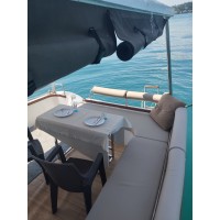 Tekne turu, yüzme turu Tekne turu, yüzme turu