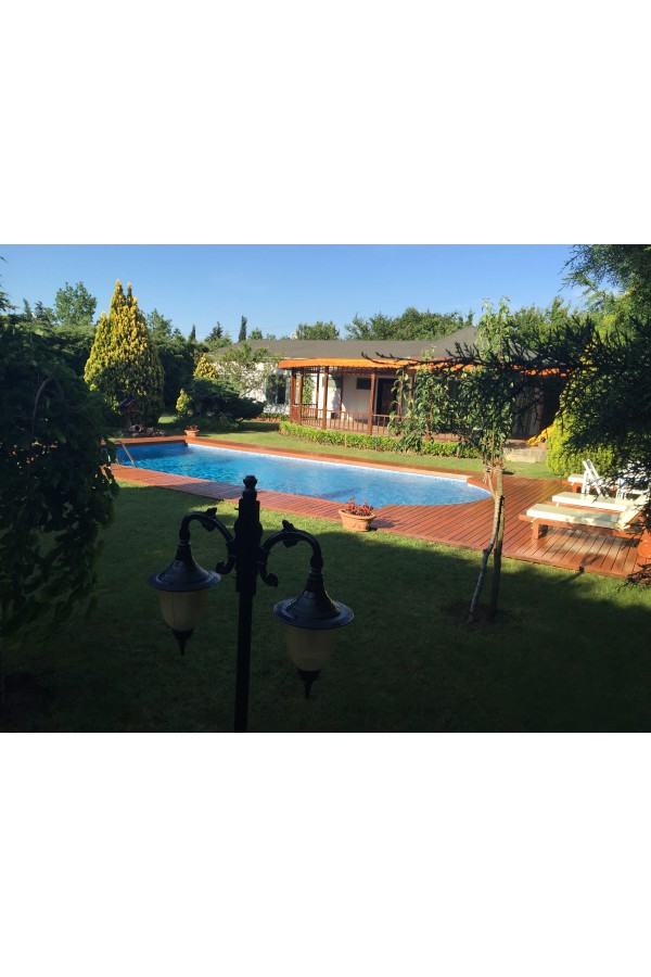 Villa Garden Silivri / Tatil Villası / SİLİVRİ'DE MÜSTAKİL BAHÇELİ ÖZEL HAVUZLU VİLLA Villa Garden Silivri / Tatil Villası / SİLİVRİ'DE MÜSTAKİL BAHÇELİ ÖZEL HAVUZLU VİLLA