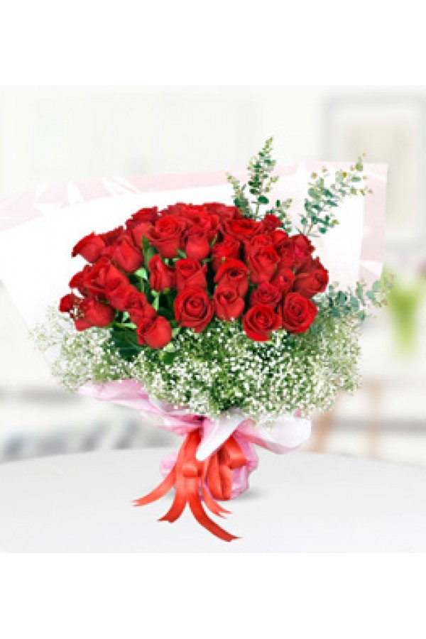33 Kırmızı Gül Buketi 33 Kırmızı Gül Buketi